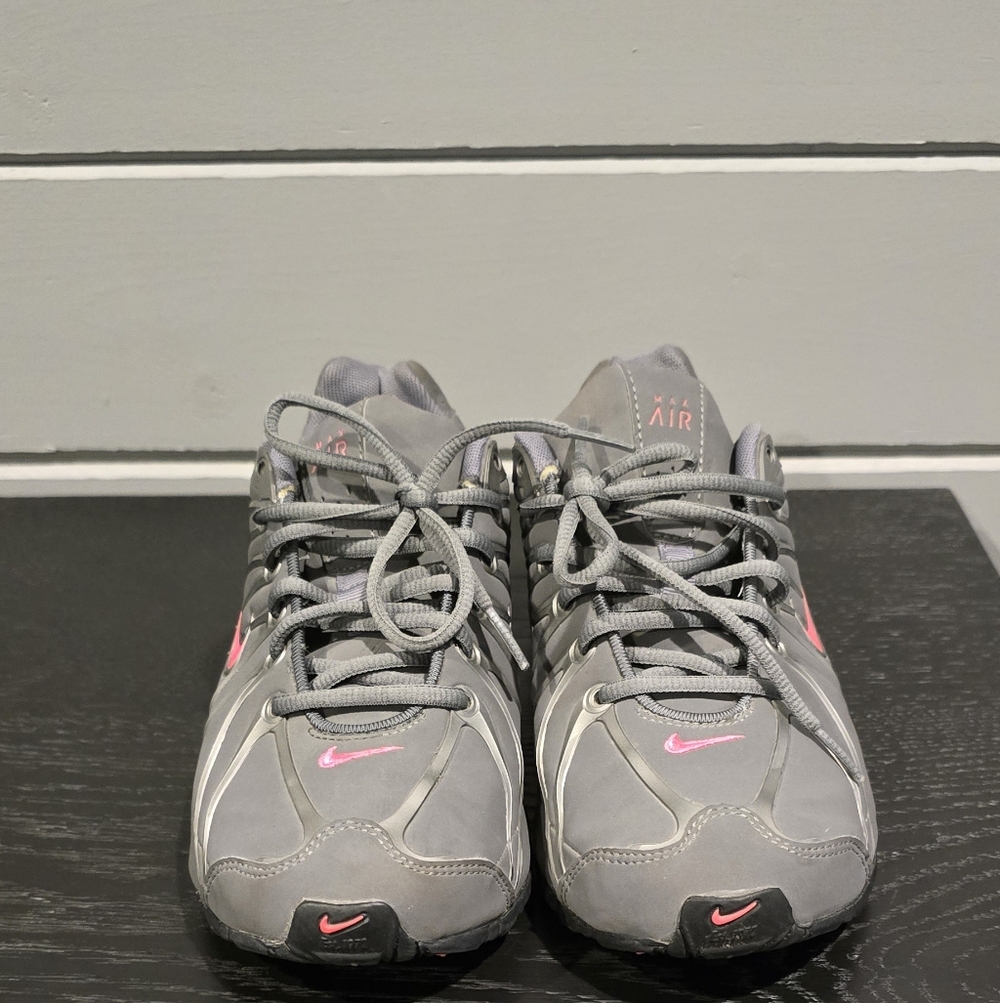 Nike Gray and Pink Athletic Shoes Like New Women Size 7